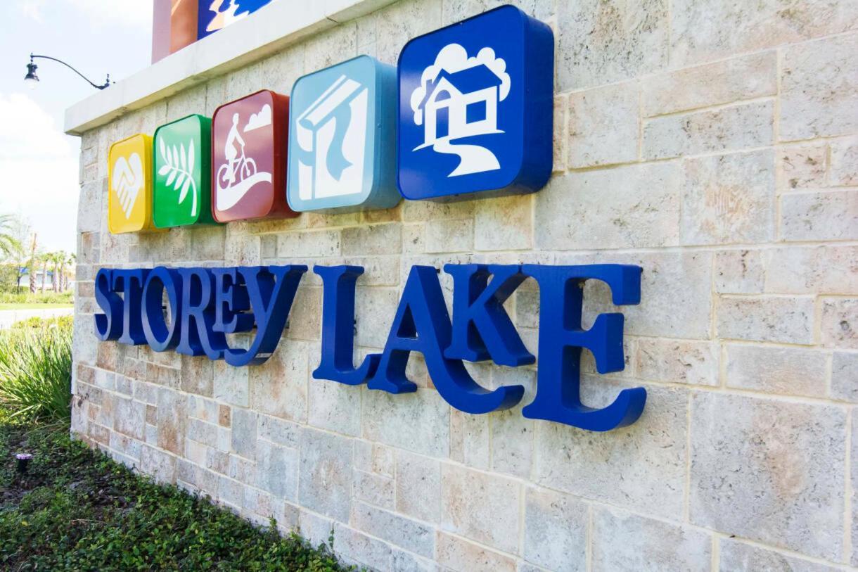 Location With Pool At Storey 4830 Holiday home