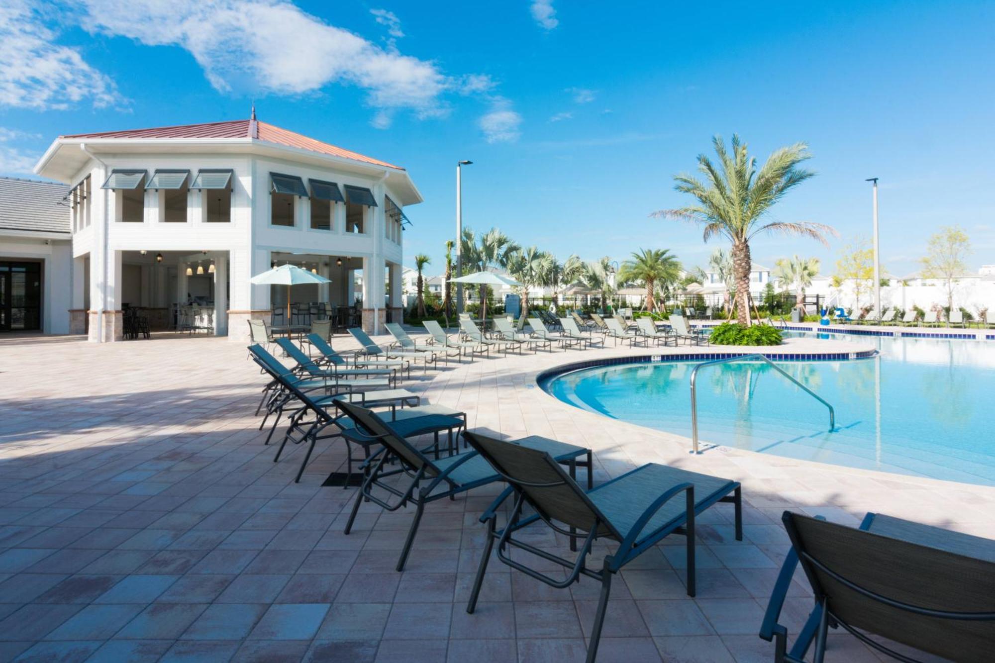 Location With Pool At Storey 4830 Kissimmee