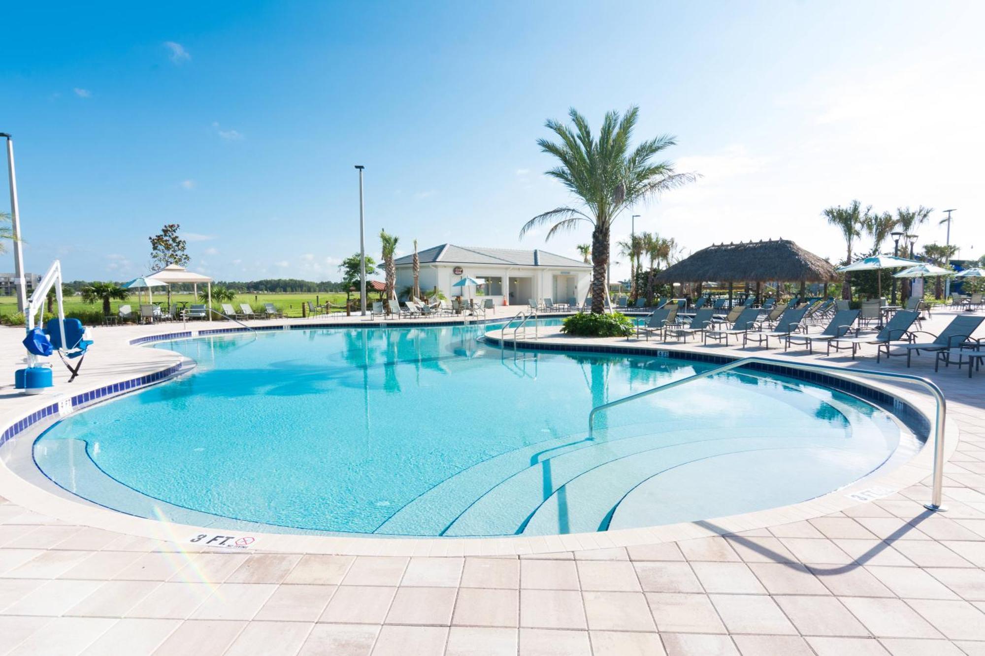Location With Pool At Storey 4830 Holiday home *
