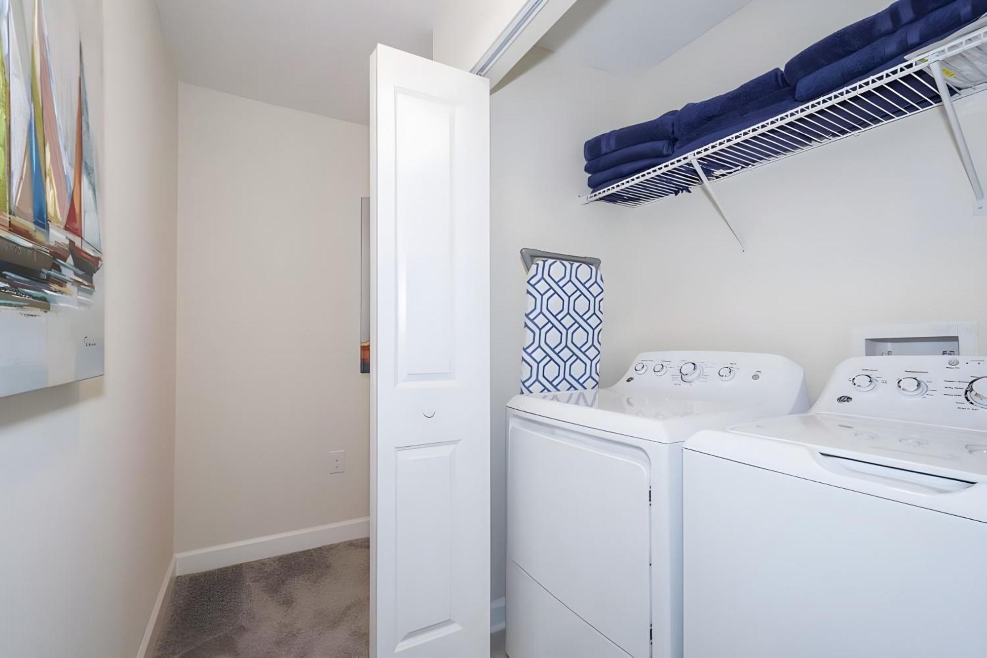 Location With Pool At Storey 4830 Holiday home *